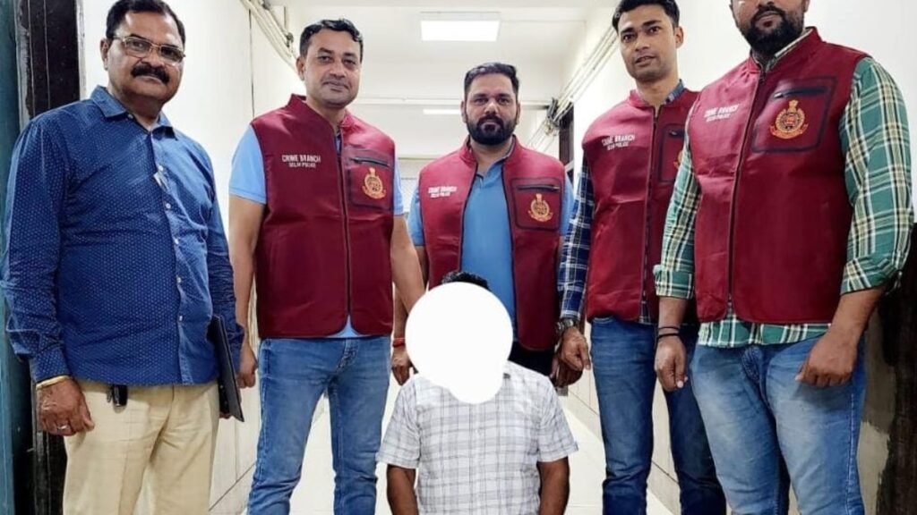 दिल्ली-में-चेन्नू-गैंग-का-‘खूनी’-सदस्य-अर्शद-गिरफ्तार,-कई-गंभीर-वारदात-में-रहा-है-लिप्त